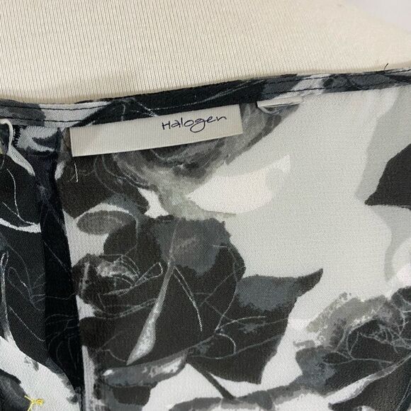 NWOT Halogen Floral Short Sleeve Top - Picture 4 of 6